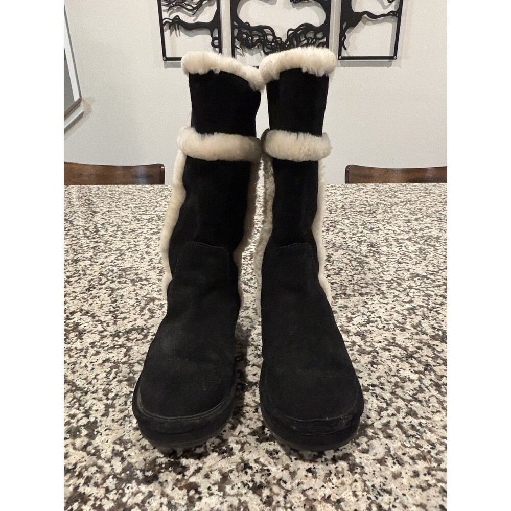 Michael Kors Winter Boots Suede Shearling Sz 8 Black With White Fur Trim - Flaw - Picture 1 of 11